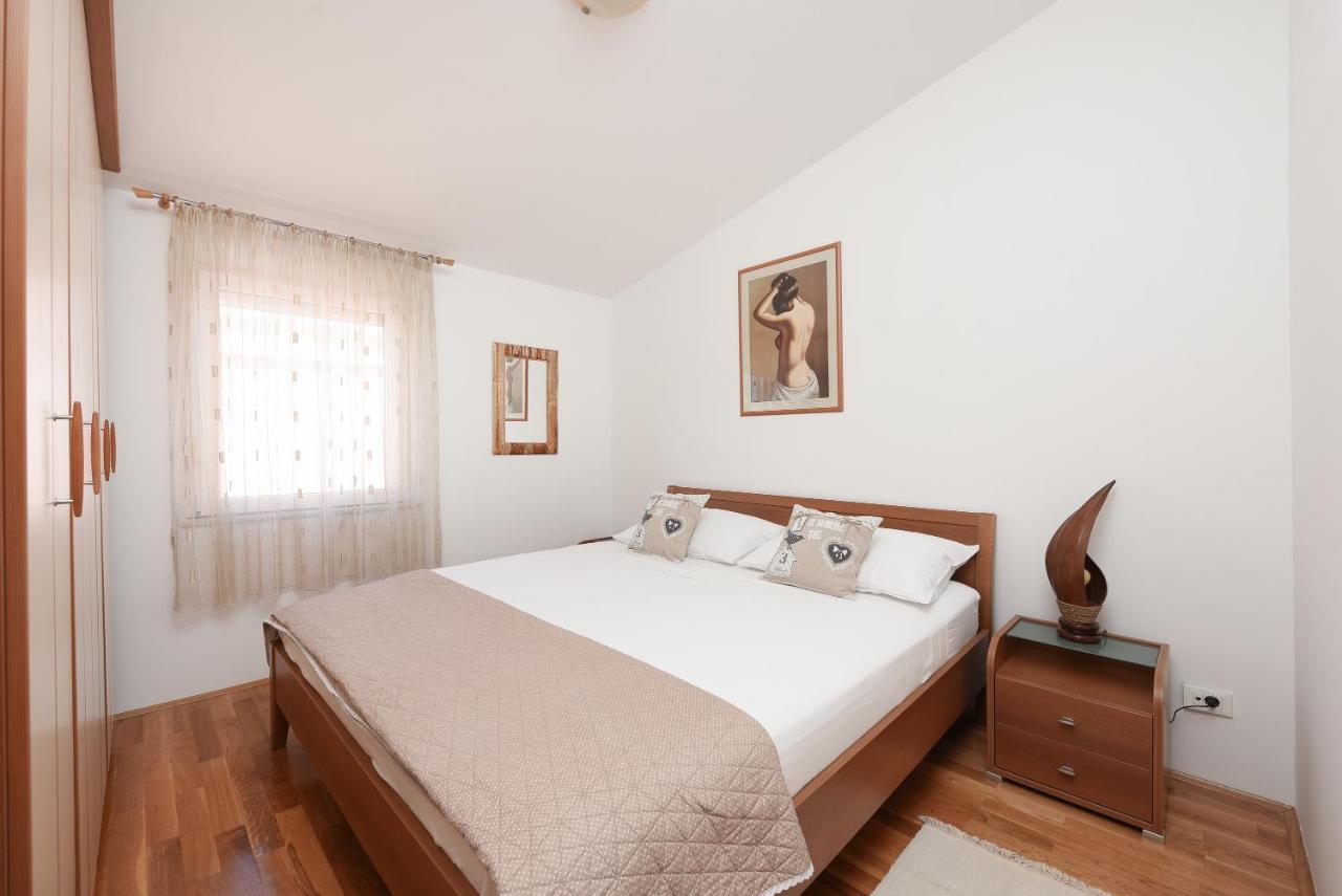 Lola Maria 2 Appartement Zadar Buitenkant foto